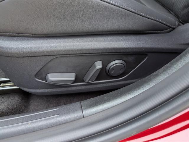 new 2025 Hyundai Elantra car, priced at $32,920