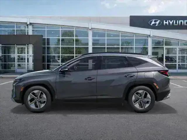 new 2025 Hyundai Tucson car, priced at $33,680