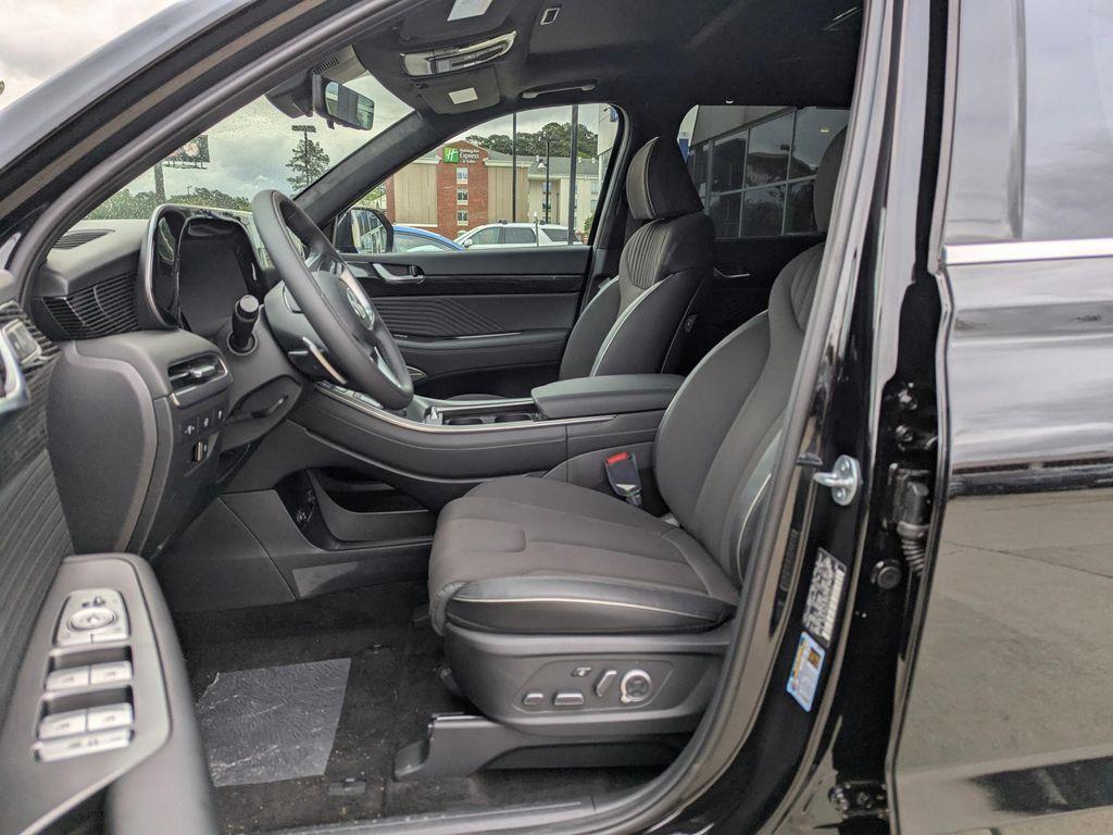 new 2025 Hyundai Palisade car, priced at $56,780