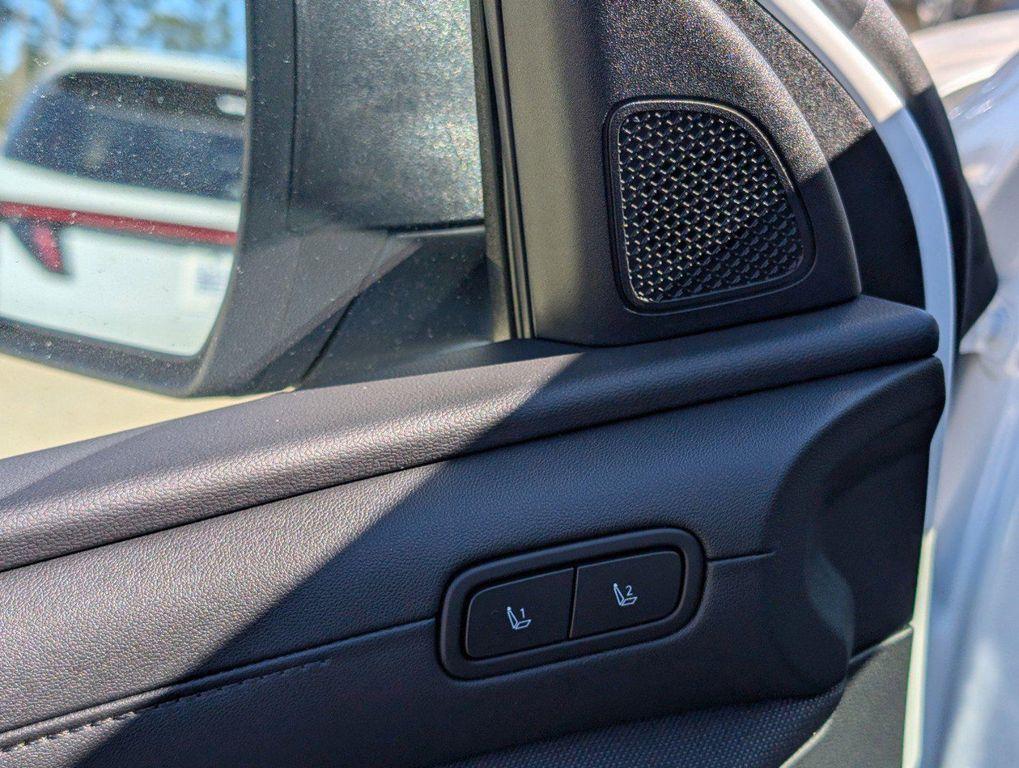 new 2025 Hyundai SANTA CRUZ car, priced at $44,580