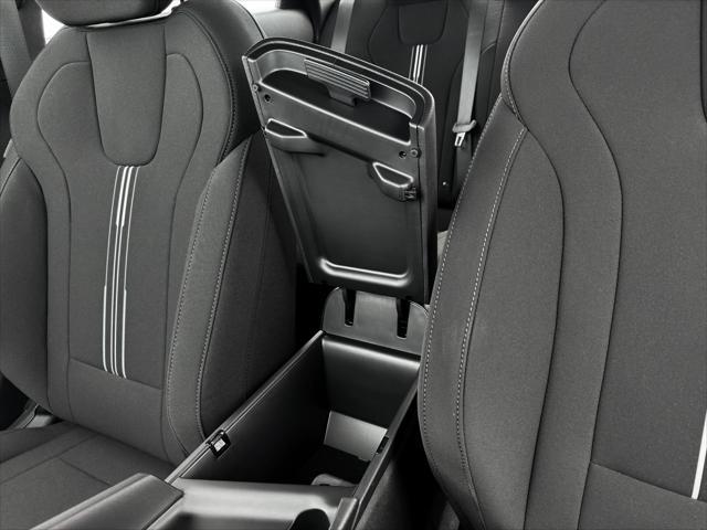new 2025 Hyundai Elantra car