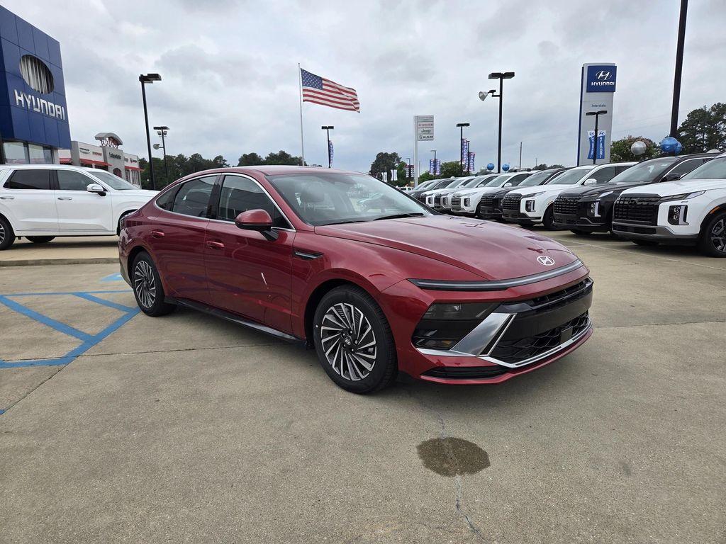 new 2025 Hyundai Sonata Hybrid car, priced at $33,758