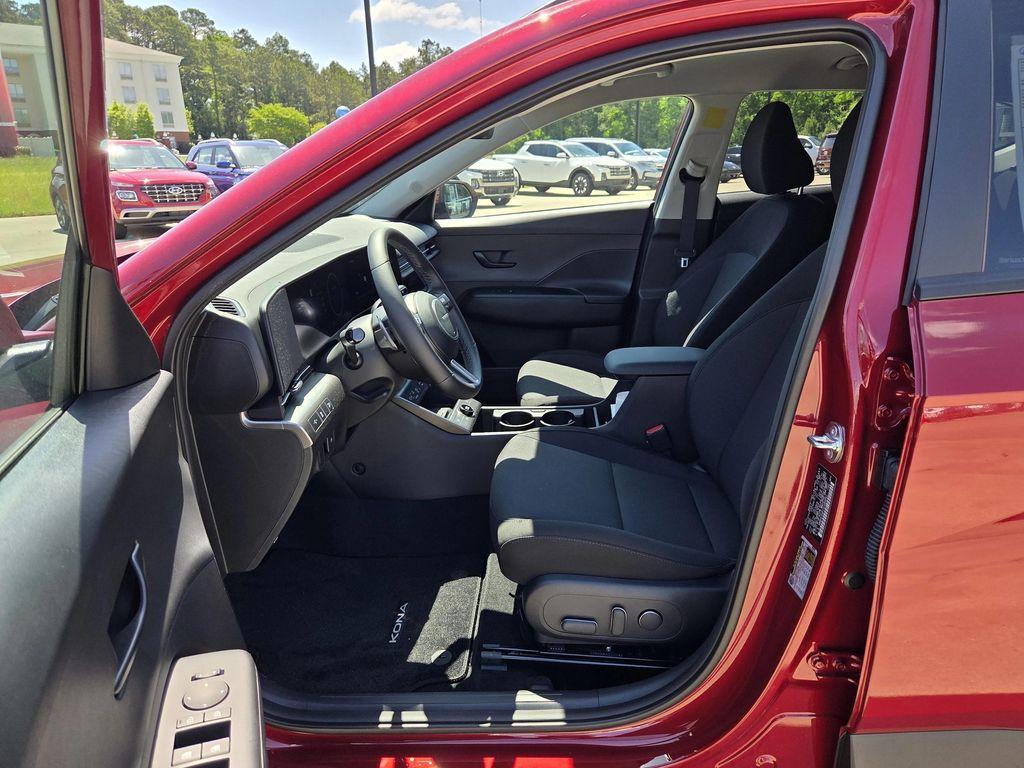 new 2025 Hyundai Kona car, priced at $30,909