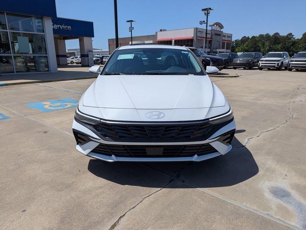 new 2025 Hyundai Elantra car, priced at $27,735