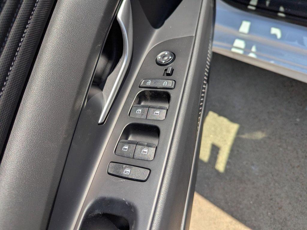 new 2025 Hyundai Elantra car, priced at $27,735