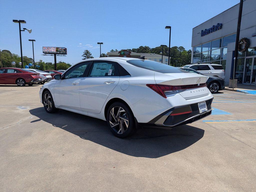 new 2025 Hyundai Elantra car, priced at $27,735