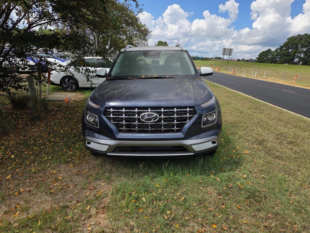 new 2025 Hyundai Venue car, priced at $25,965
