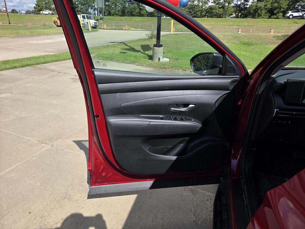 new 2026 Hyundai Tucson car, priced at $32,545