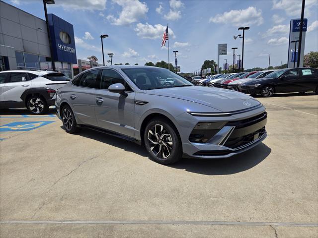 new 2025 Hyundai Sonata car, priced at $30,028