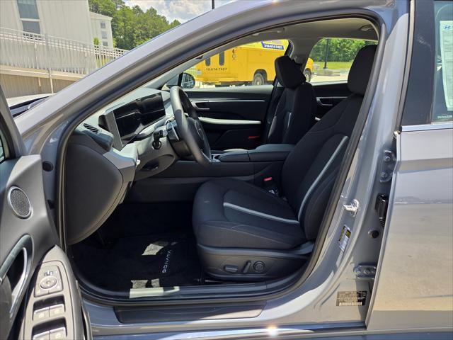 new 2025 Hyundai Sonata car, priced at $30,028