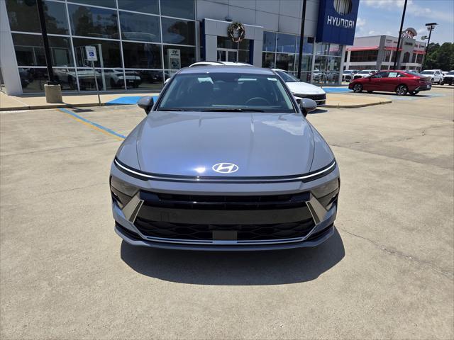 new 2025 Hyundai Sonata car, priced at $30,028