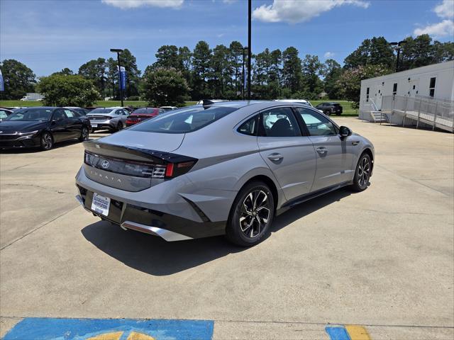 new 2025 Hyundai Sonata car, priced at $30,028
