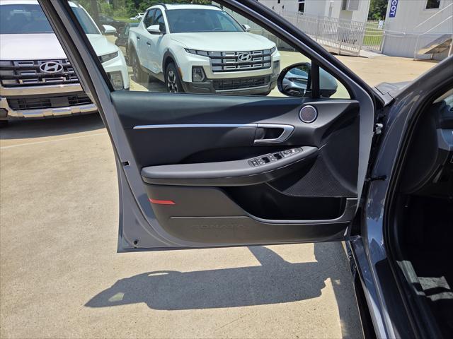 new 2025 Hyundai Sonata car, priced at $30,028