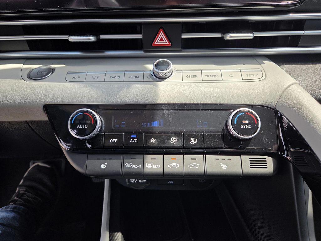 new 2025 Hyundai Elantra car, priced at $28,020