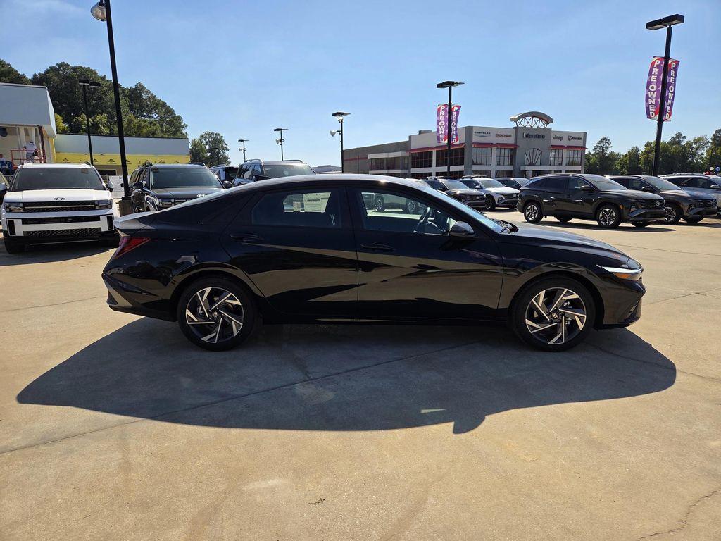 new 2025 Hyundai Elantra car, priced at $25,495