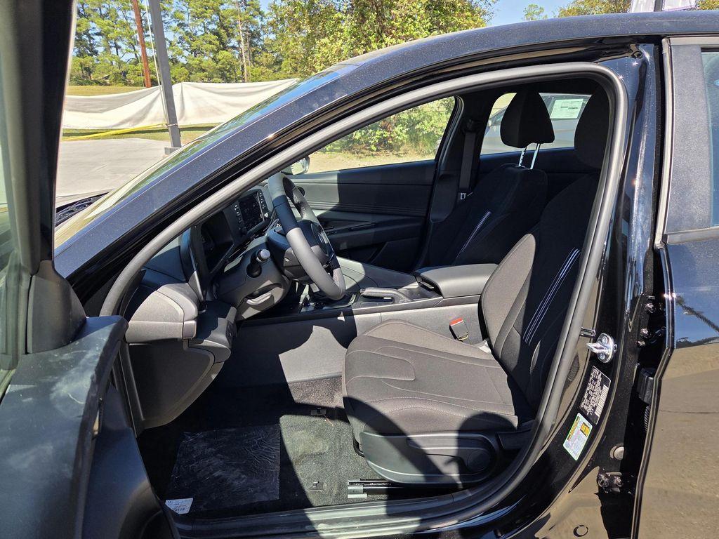new 2025 Hyundai Elantra car, priced at $25,495