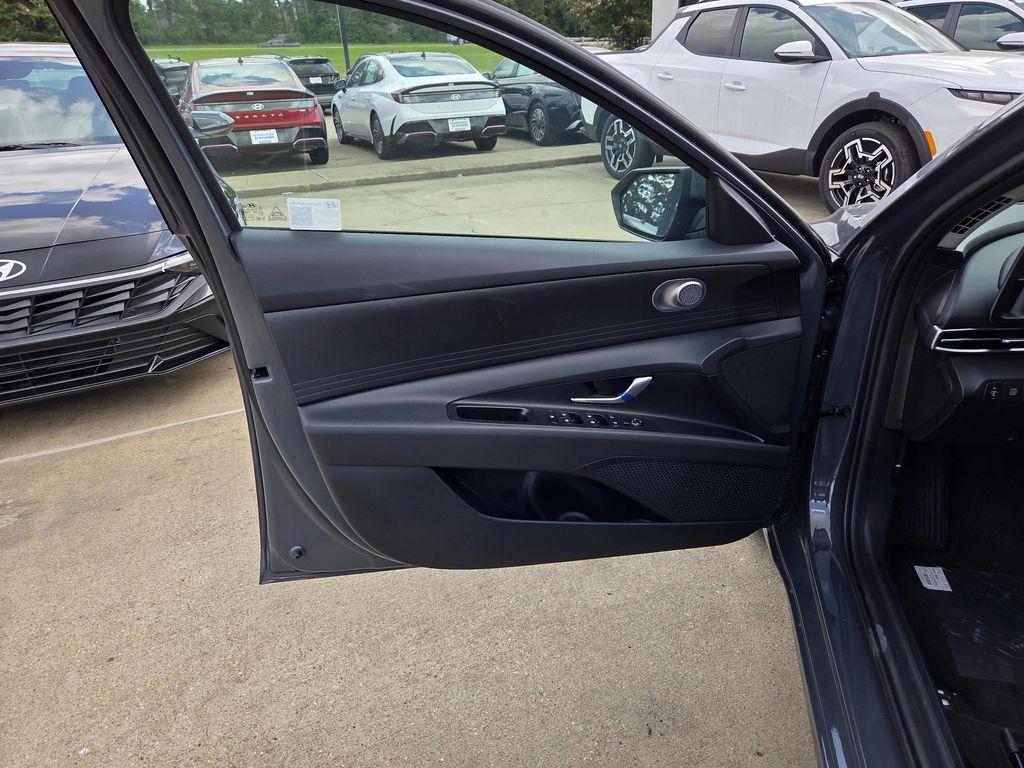 new 2025 Hyundai ELANTRA HEV car, priced at $27,070