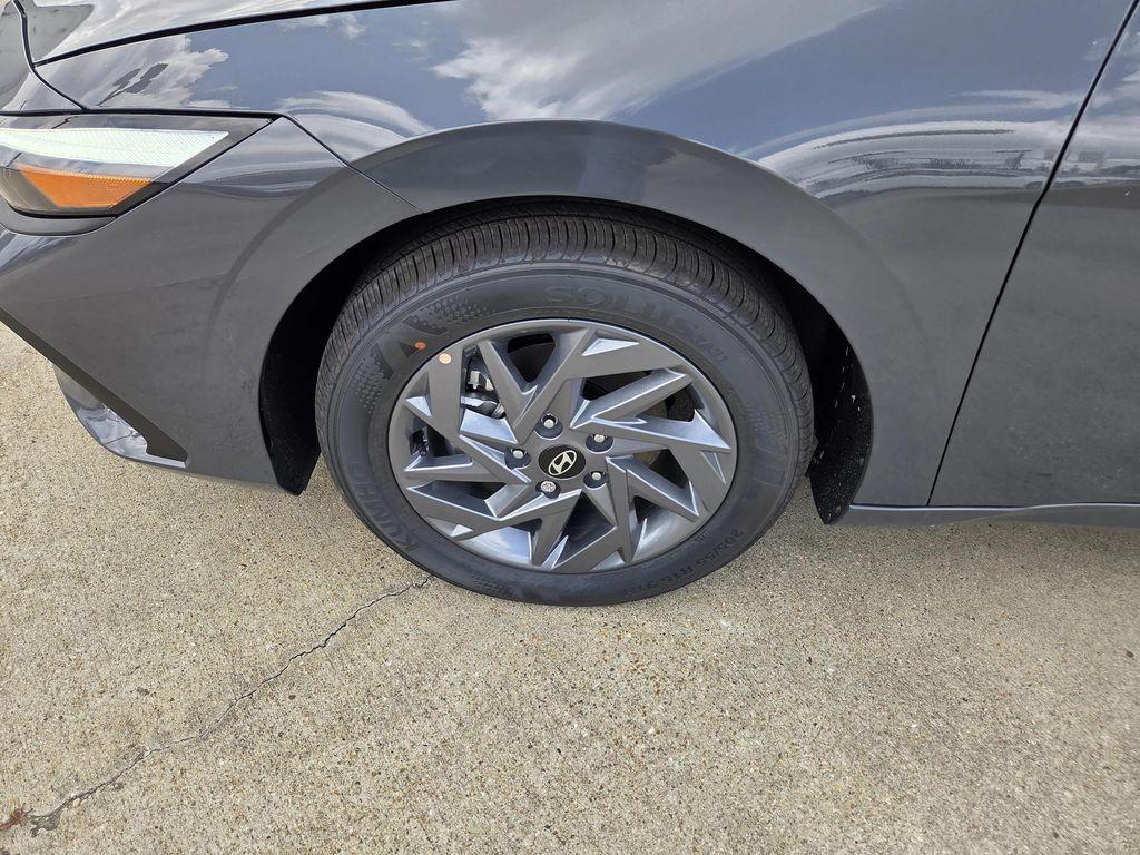 new 2025 Hyundai ELANTRA HEV car, priced at $27,070