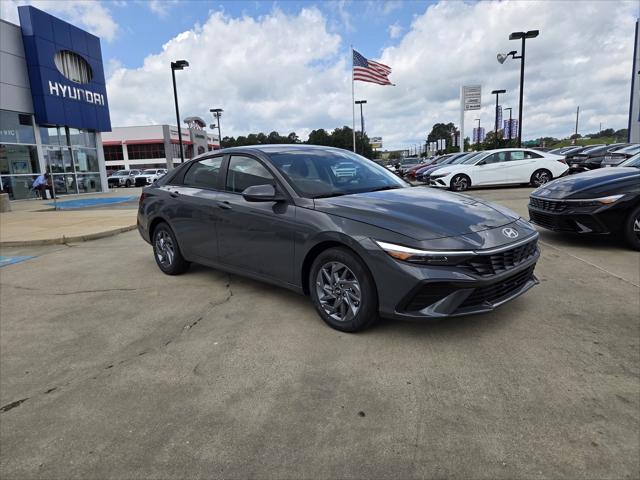 new 2025 Hyundai ELANTRA HEV car, priced at $28,070