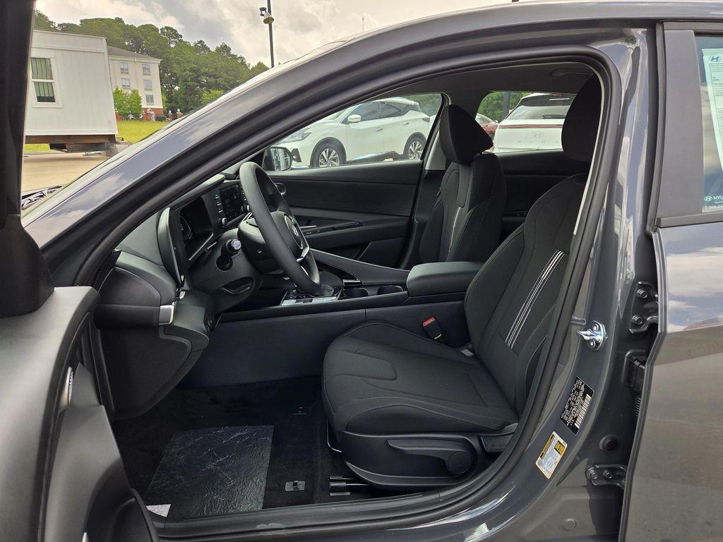new 2025 Hyundai ELANTRA HEV car, priced at $27,070