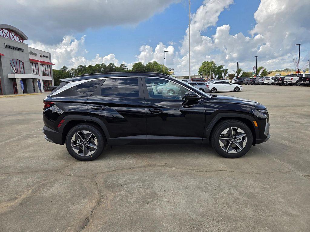new 2026 Hyundai Tucson car, priced at $33,205