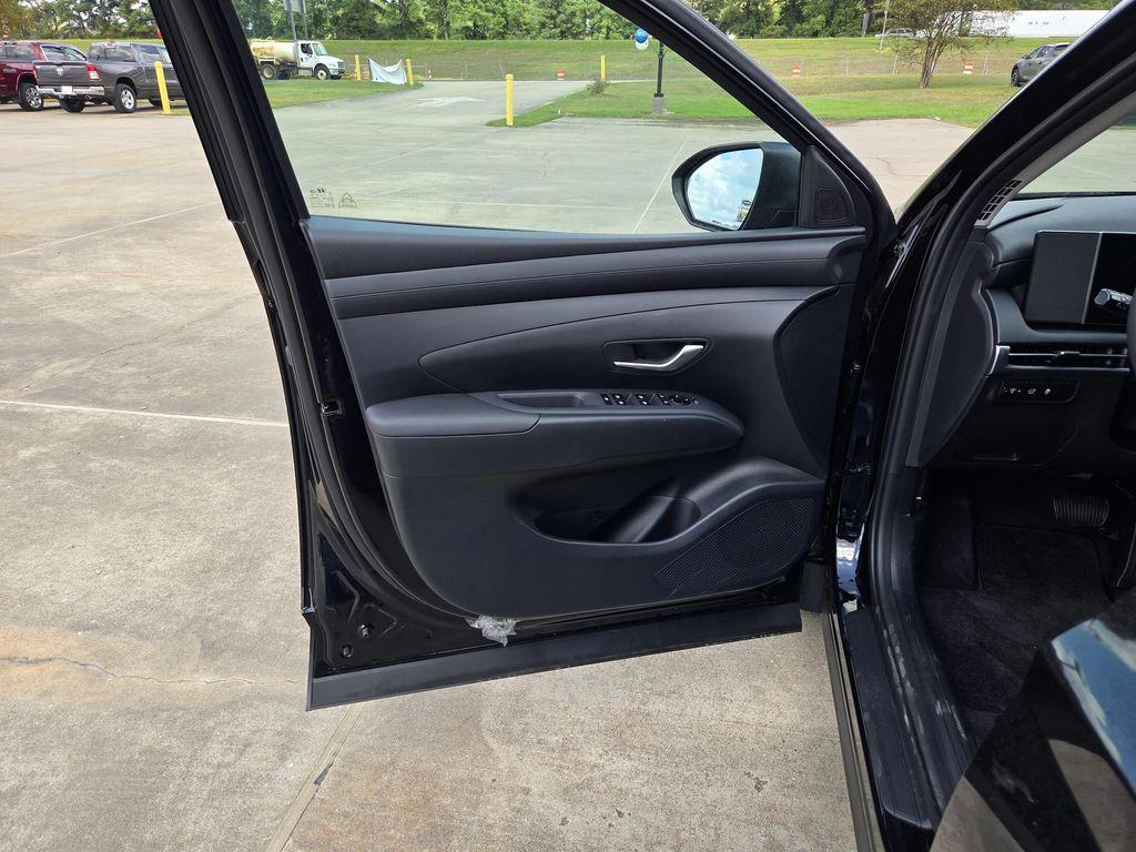 new 2026 Hyundai Tucson car, priced at $33,205