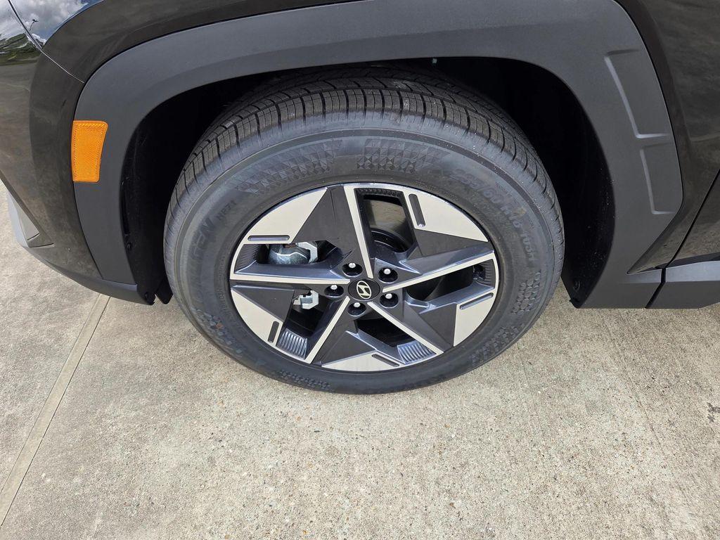 new 2026 Hyundai Tucson car, priced at $33,205