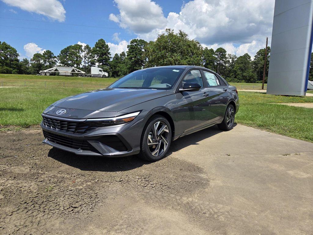 new 2025 Hyundai Elantra car, priced at $25,125