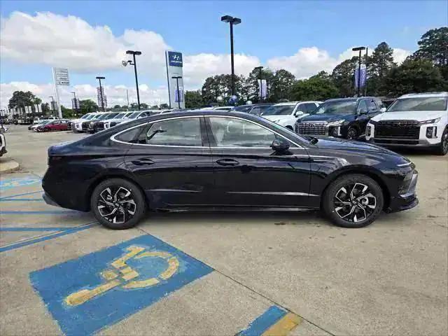new 2025 Hyundai Sonata car, priced at $30,610