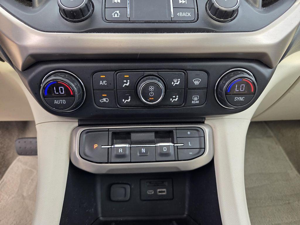 used 2021 GMC Acadia car, priced at $28,880