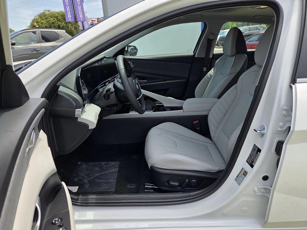 new 2025 Hyundai Elantra car, priced at $28,020