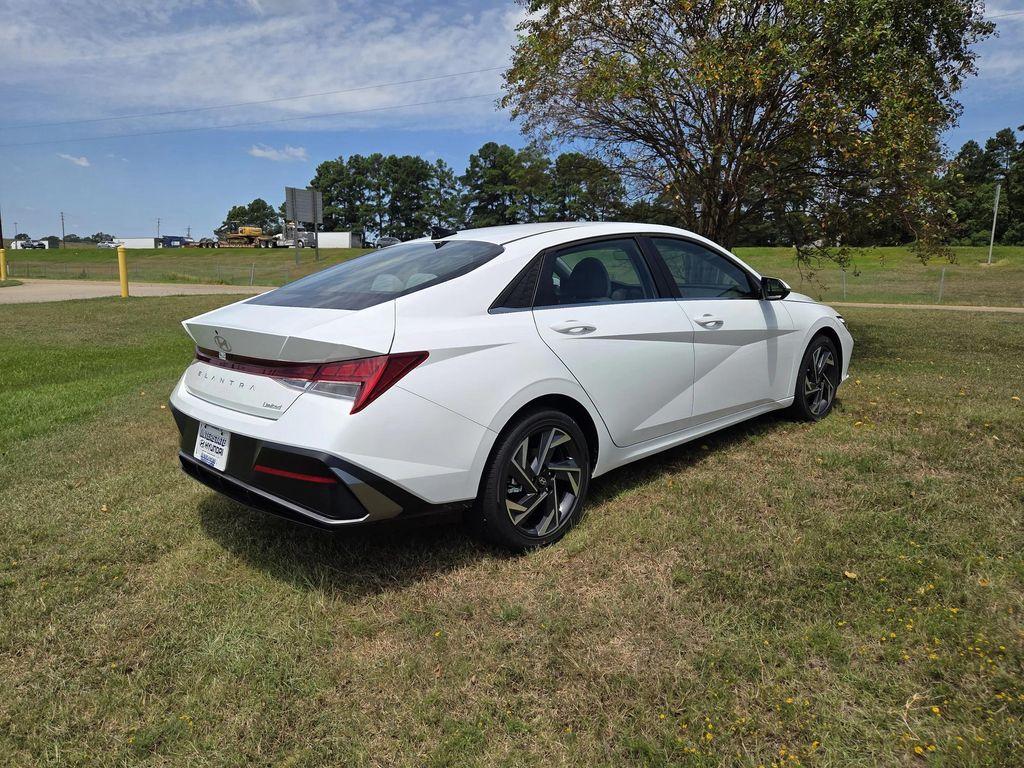 new 2025 Hyundai Elantra car, priced at $28,020