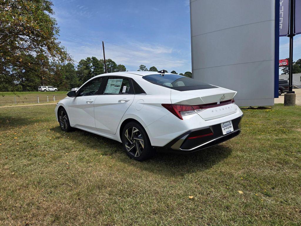 new 2025 Hyundai Elantra car, priced at $28,020