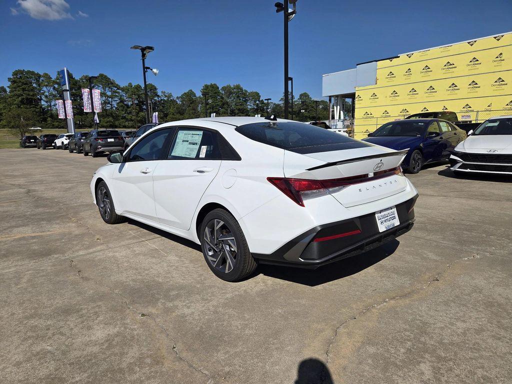new 2025 Hyundai Elantra car, priced at $25,625