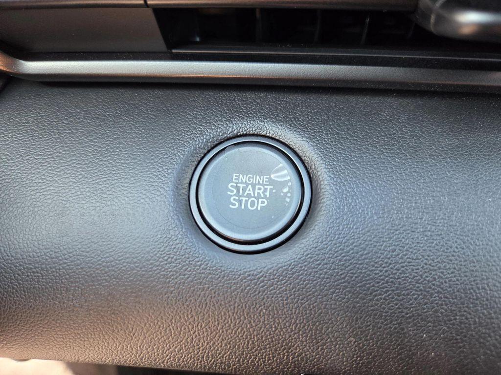 new 2025 Hyundai Elantra car, priced at $25,625