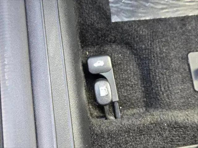 new 2025 Hyundai Elantra car, priced at $30,275