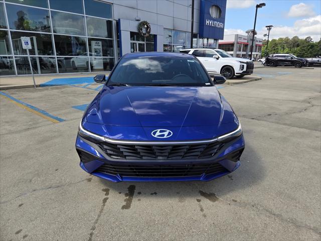 new 2025 Hyundai Elantra car, priced at $30,275