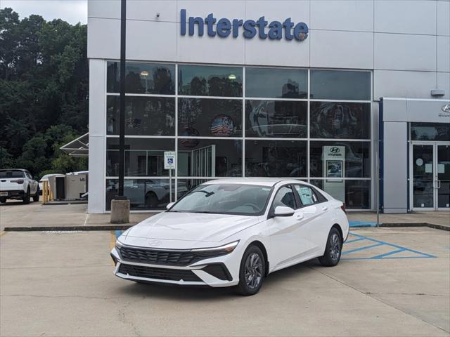 new 2024 Hyundai Elantra HEV car, priced at $28,450