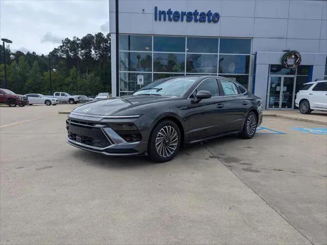 new 2025 Hyundai Sonata Hybrid car, priced at $33,345