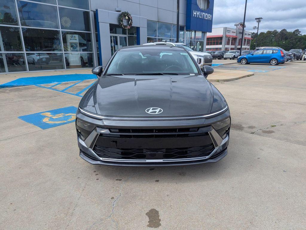 new 2025 Hyundai Sonata Hybrid car, priced at $32,345