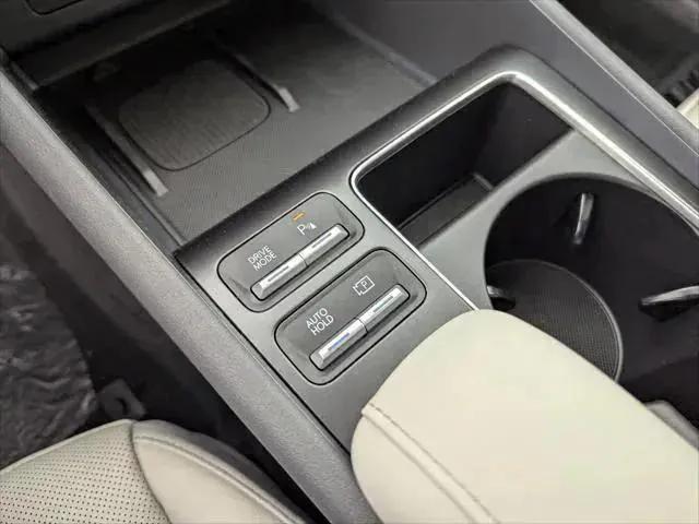 new 2025 Hyundai Sonata Hybrid car, priced at $40,295