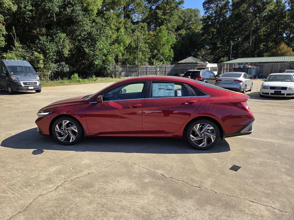 new 2025 Hyundai Elantra car, priced at $28,595