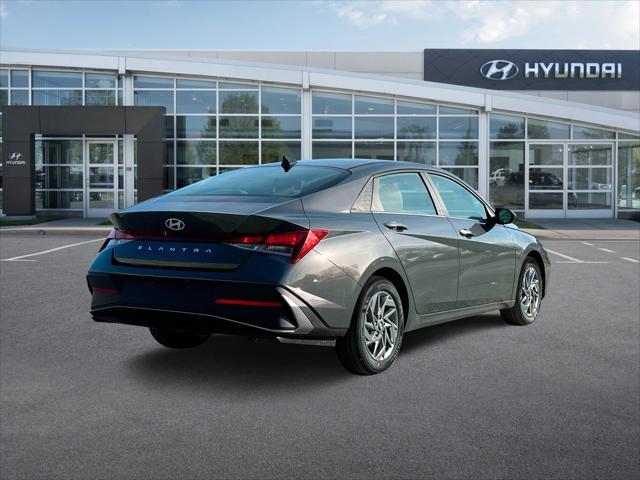 new 2024 Hyundai Elantra car, priced at $28,005