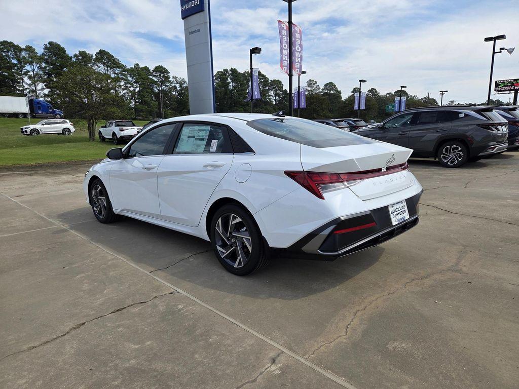 new 2025 Hyundai Elantra car, priced at $29,740