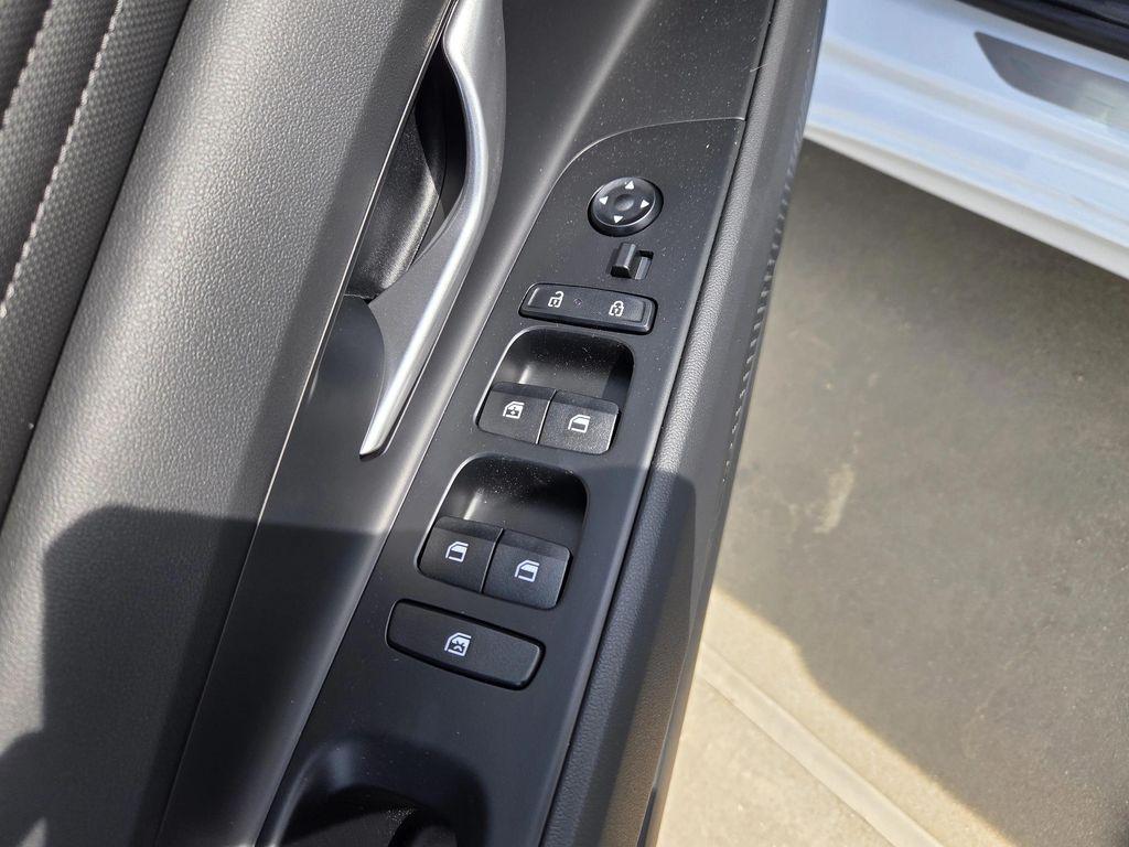 new 2025 Hyundai Elantra car, priced at $29,740