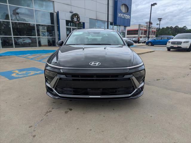 new 2025 Hyundai Sonata Hybrid car, priced at $39,795