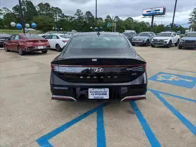 new 2025 Hyundai Sonata Hybrid car, priced at $39,795
