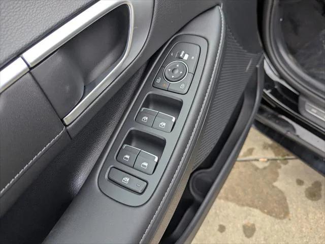 new 2025 Hyundai Sonata Hybrid car, priced at $39,795