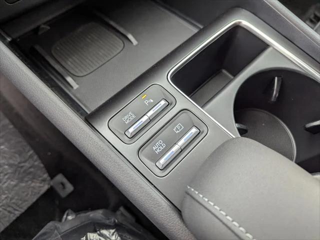new 2025 Hyundai Sonata Hybrid car, priced at $39,795