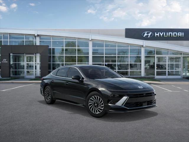 new 2025 Hyundai Sonata Hybrid car, priced at $38,795